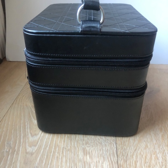 DIOR Train Vanity Case two tiered structured BLACK price firm!! - Picture 6 of 13